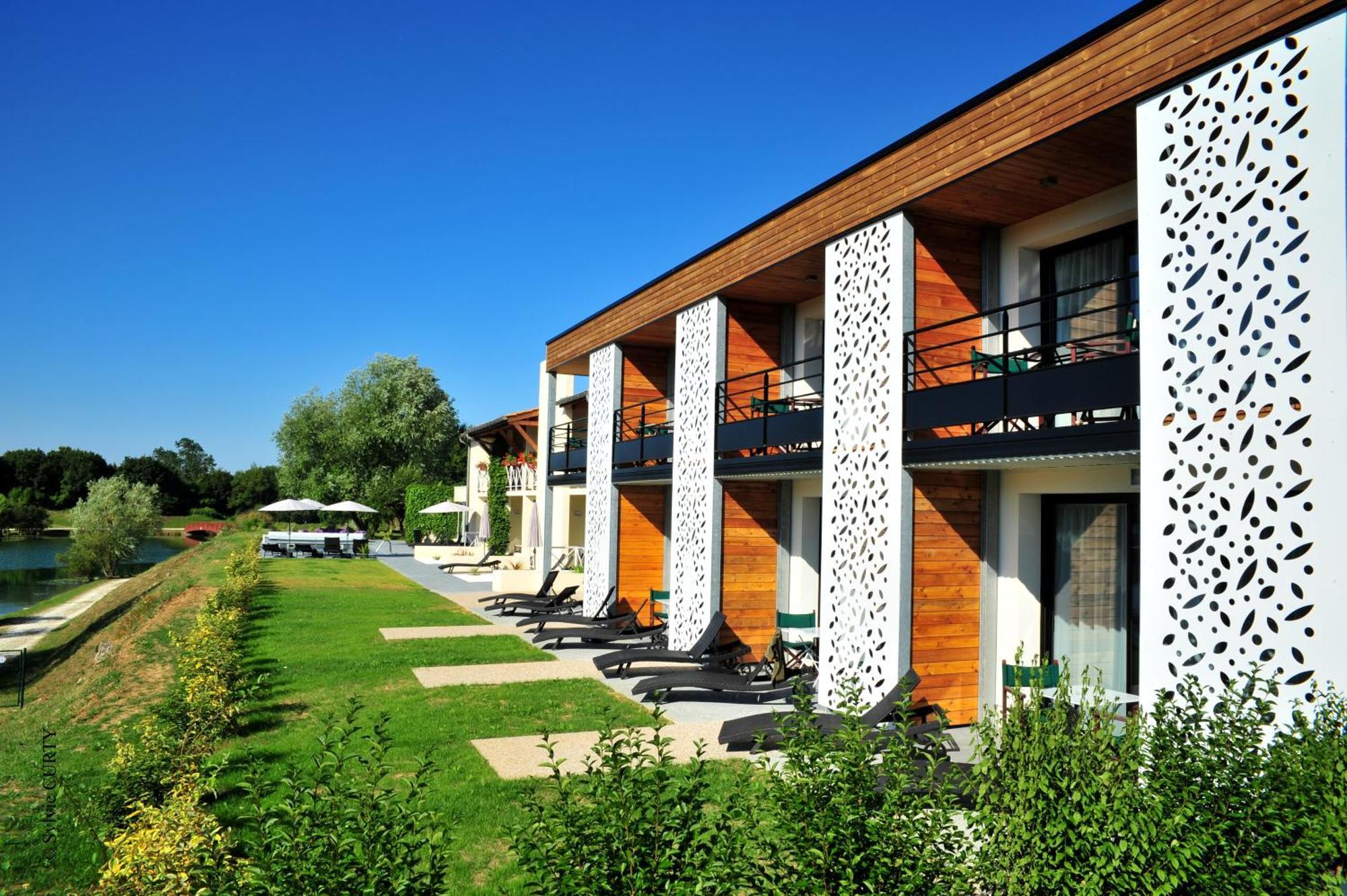 Les Jardins Du Lac Trizay Exterior foto